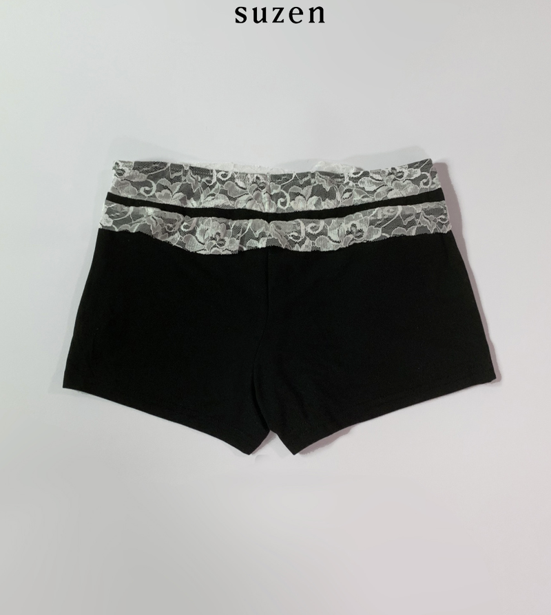 Bailey Lace Slim Shorts