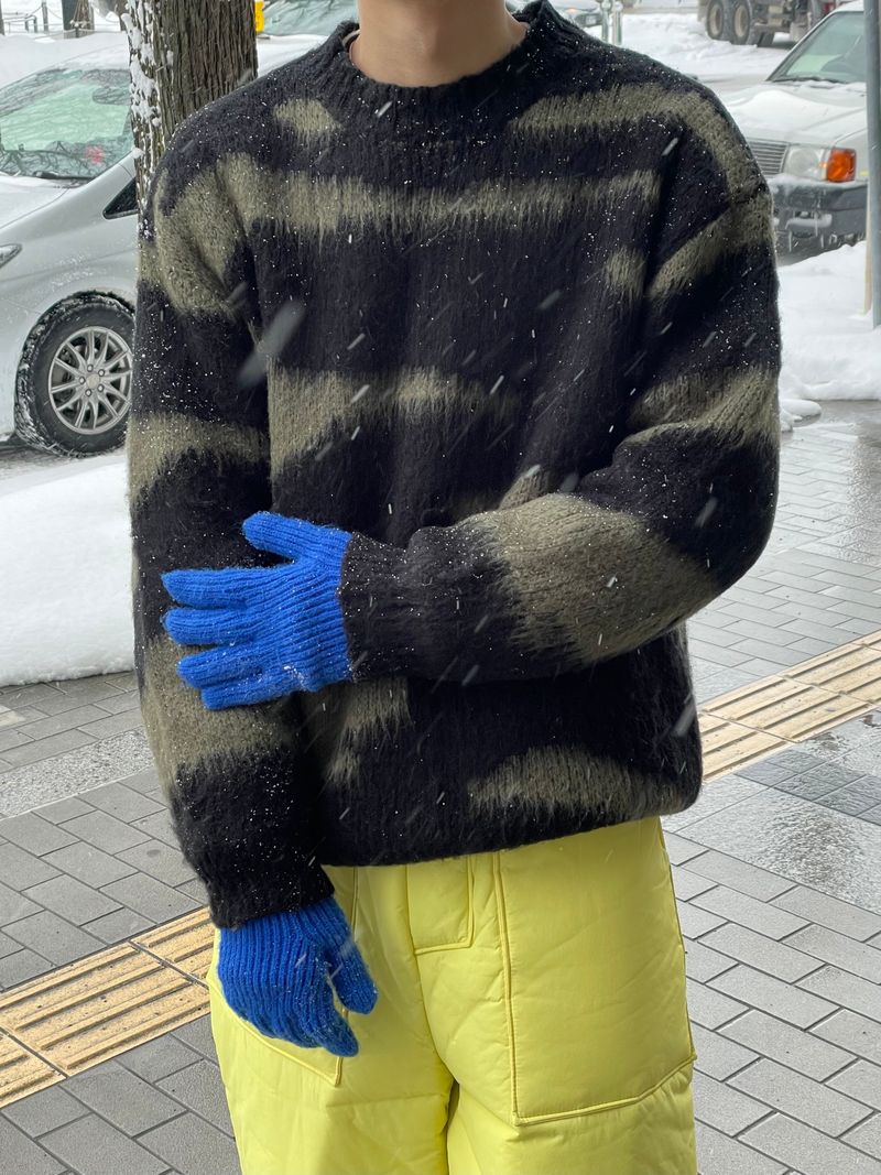 Colorful touch glove