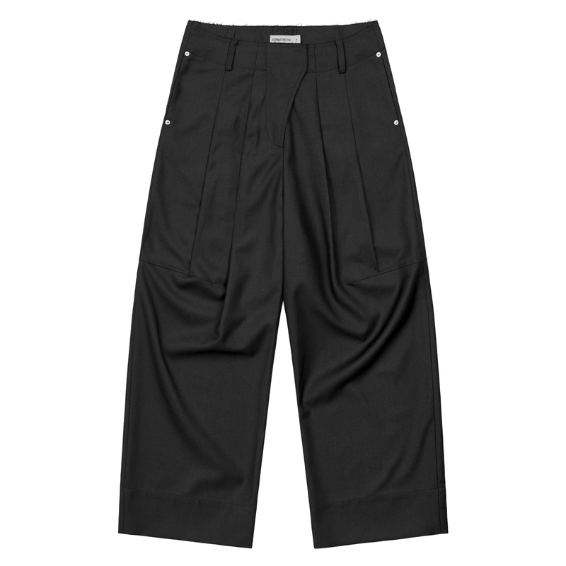 WAIST DETAIL TWO-TUCK WIDE SLACKS (BLACK)