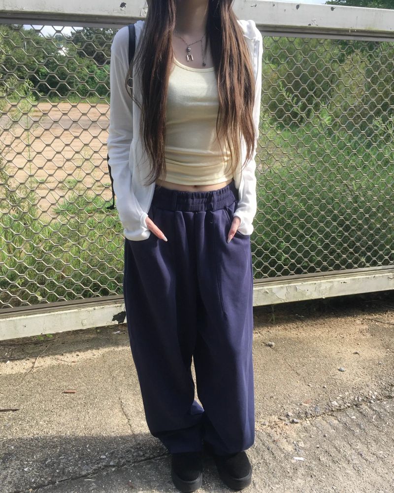 Warmer crop hood jumper