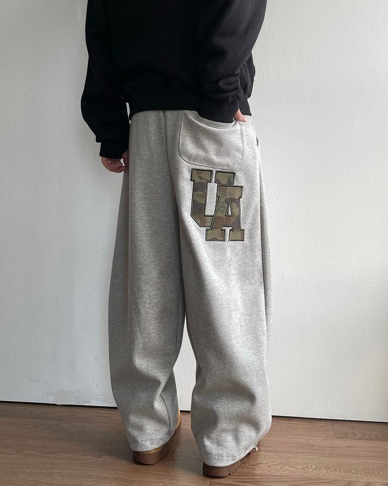 IDF(アイディーエフ)の「UAパッチボンディドスウェットパンツ(パンツ)」