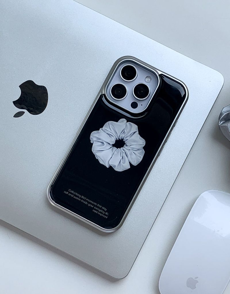 Mint Moment（ミントモーメント）の「[MADE]シルバーシュシュ シルバーエポキシ iPhoneケース（Smartphone Accessories）」