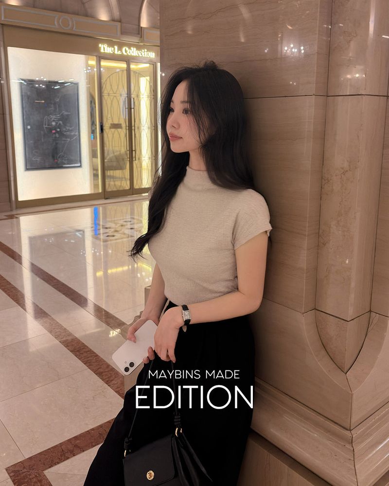[MADE] Classy half‑neck wrinkle T‑shirt