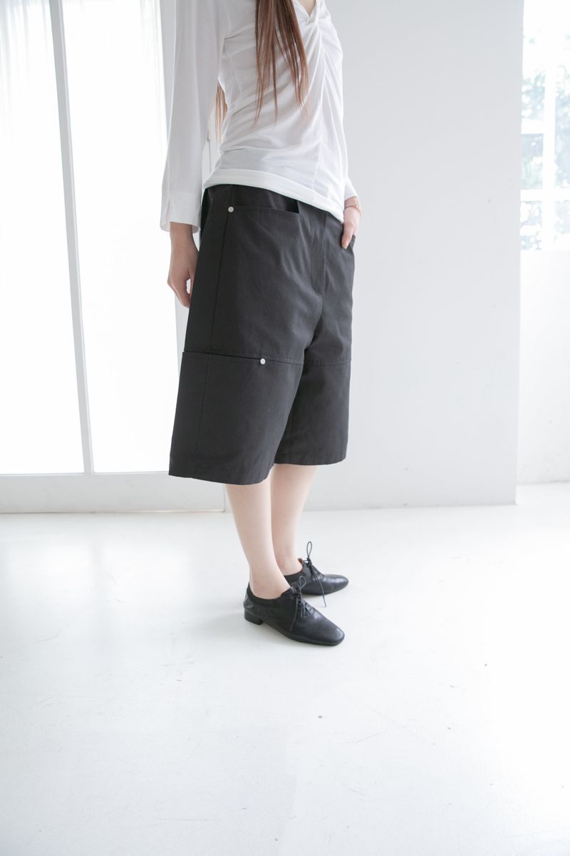 rivet hidden cotton bermuda pants(2colors)