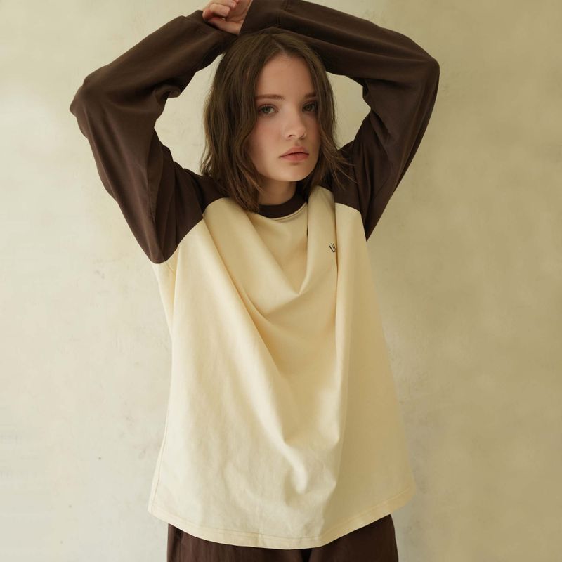 UBEIGE（ユーベイジ）の「Beige Raglan Long Sleeve（Tops）」