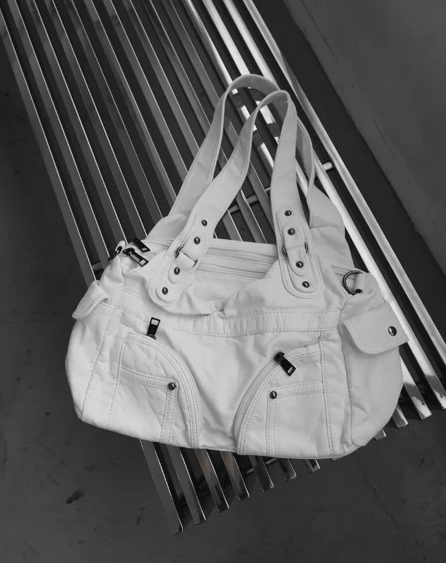 ミヴ クラックド レザー ショルダー バッグ