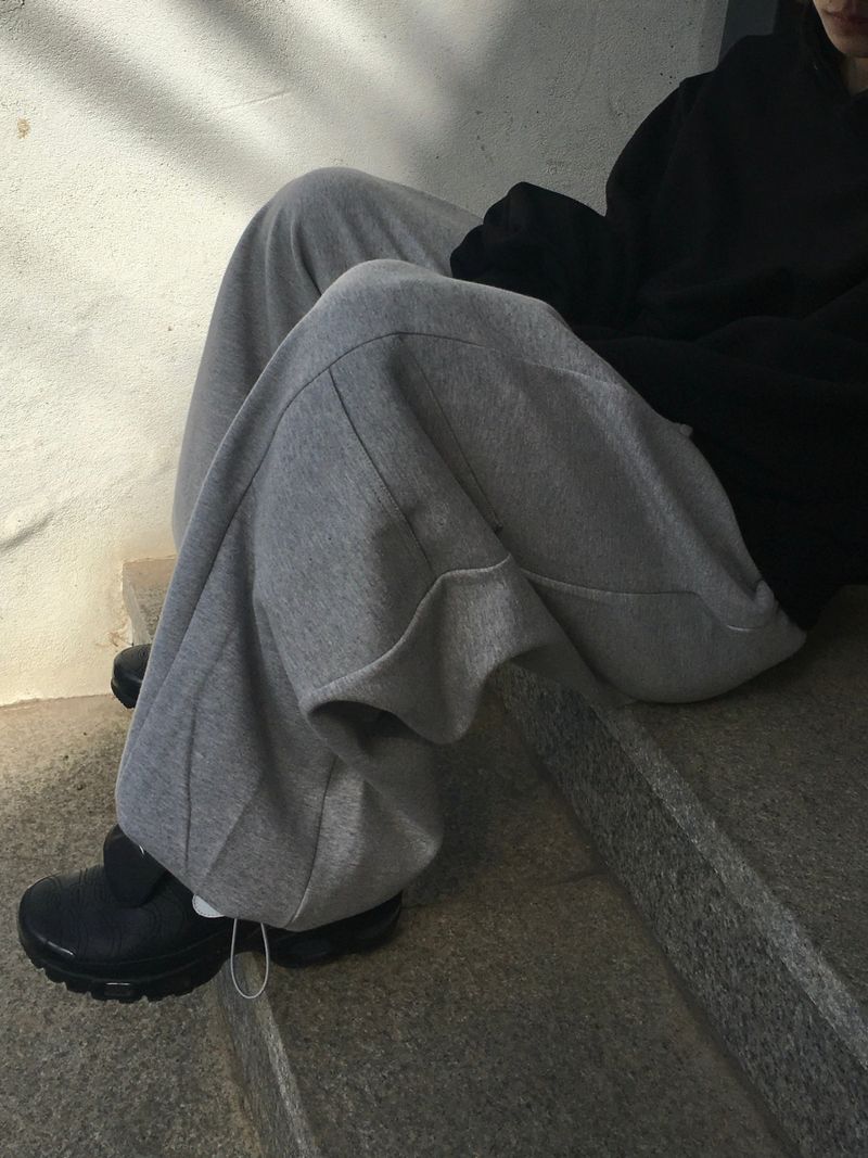 Noel Side Cargo Sweatpants 3C