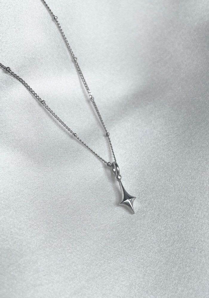 Single star Necklace - Silver