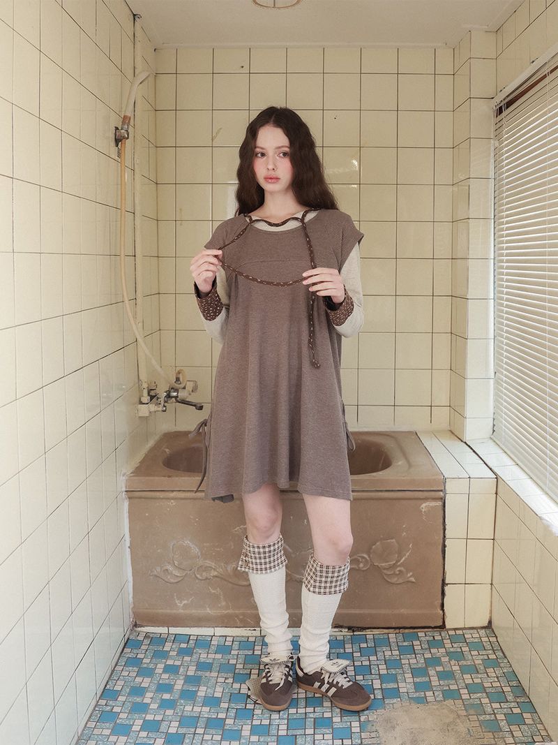 Pintuck waffle flare dress  / beige