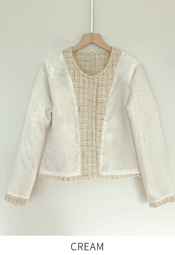 Lock color matching round pearl tweed jacket
