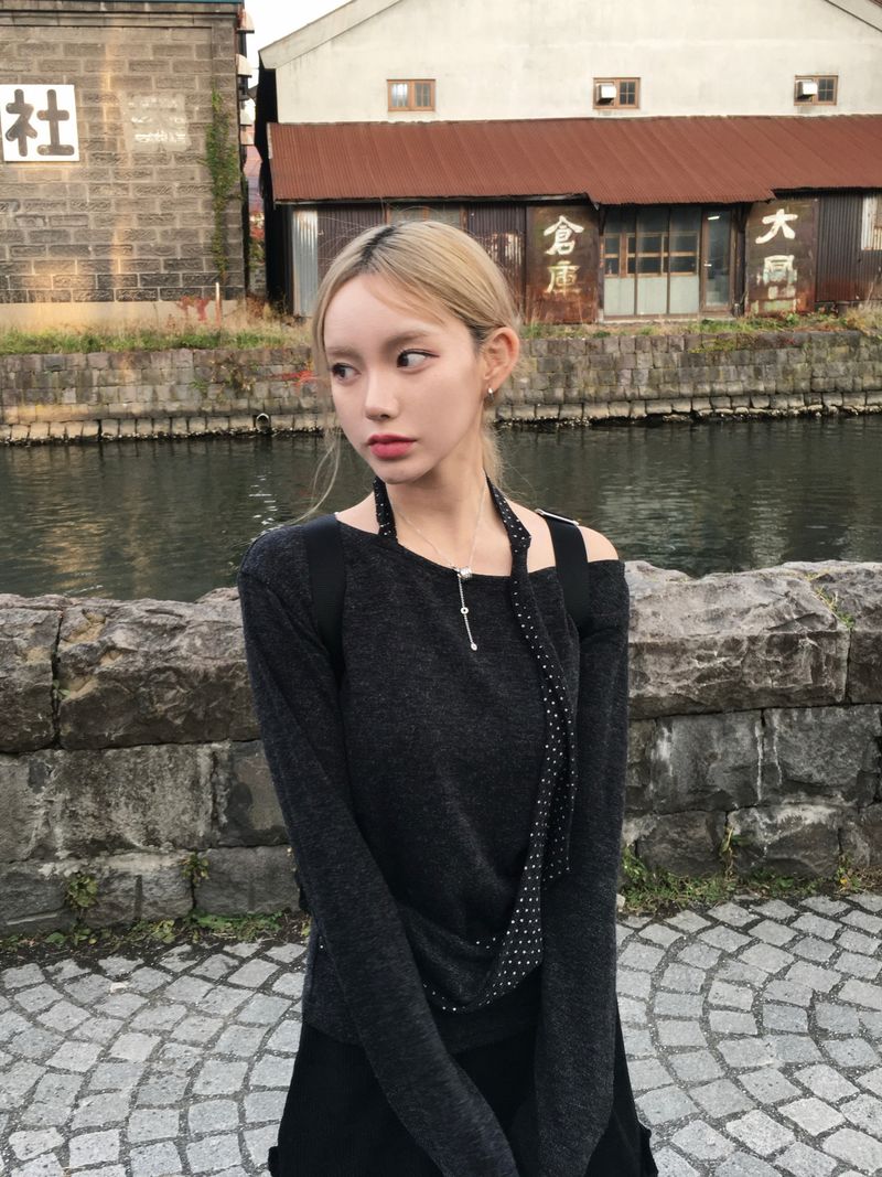 Kobe Dot Halter Neck Layered Tee (3c)