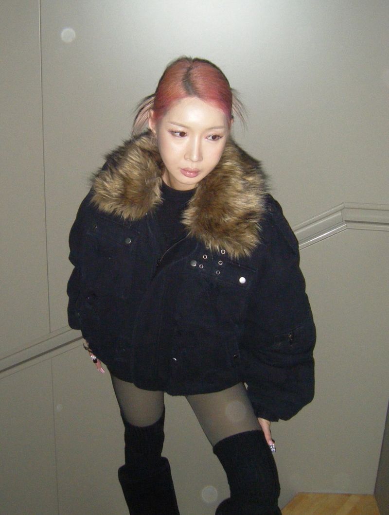 RACCOON PUFFER JACKET-BLACK
