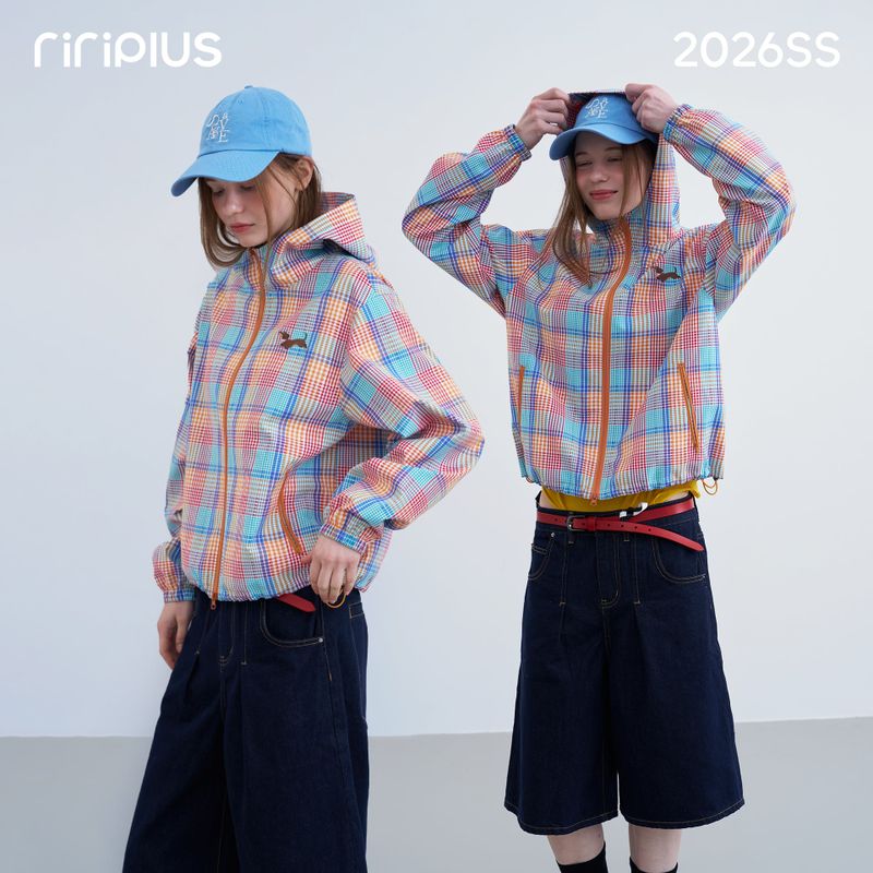 RIVERSTONE PLUS（リバー ストーン プラス）の「Riverstone Plus Women Plaid Hooded Windbreaker, Sausage Dog Embroidery Color Block Casual Zip Jacket（Jackets/Outerwear）」
