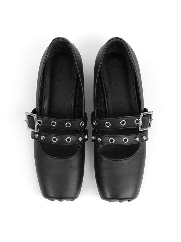 Bold strap mary jane