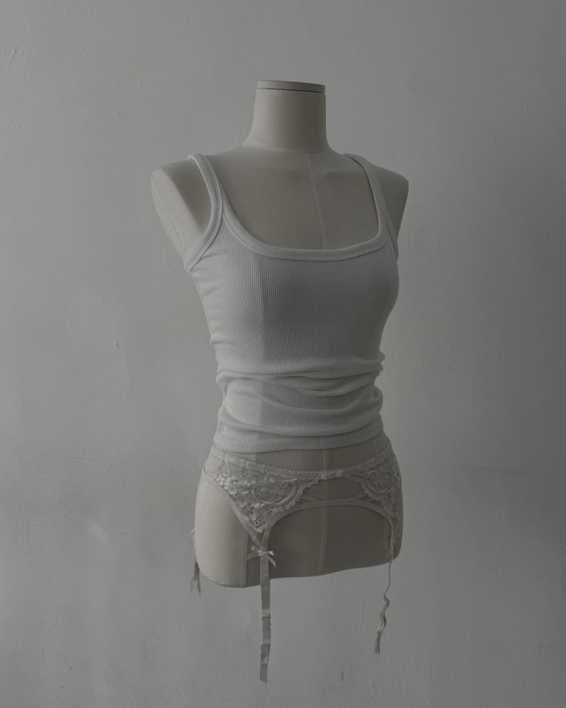 Veil Sleeveless