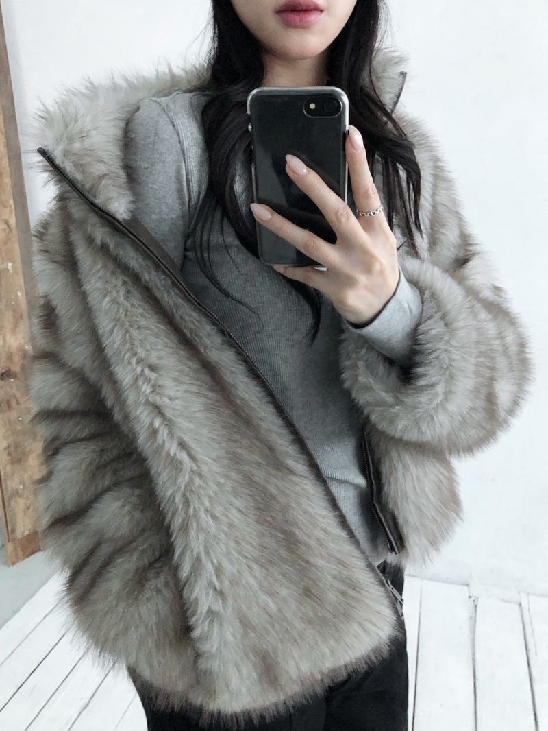 moroi(モロイ)の「Fox fur zip-up(Jackets/Outerwear)」
