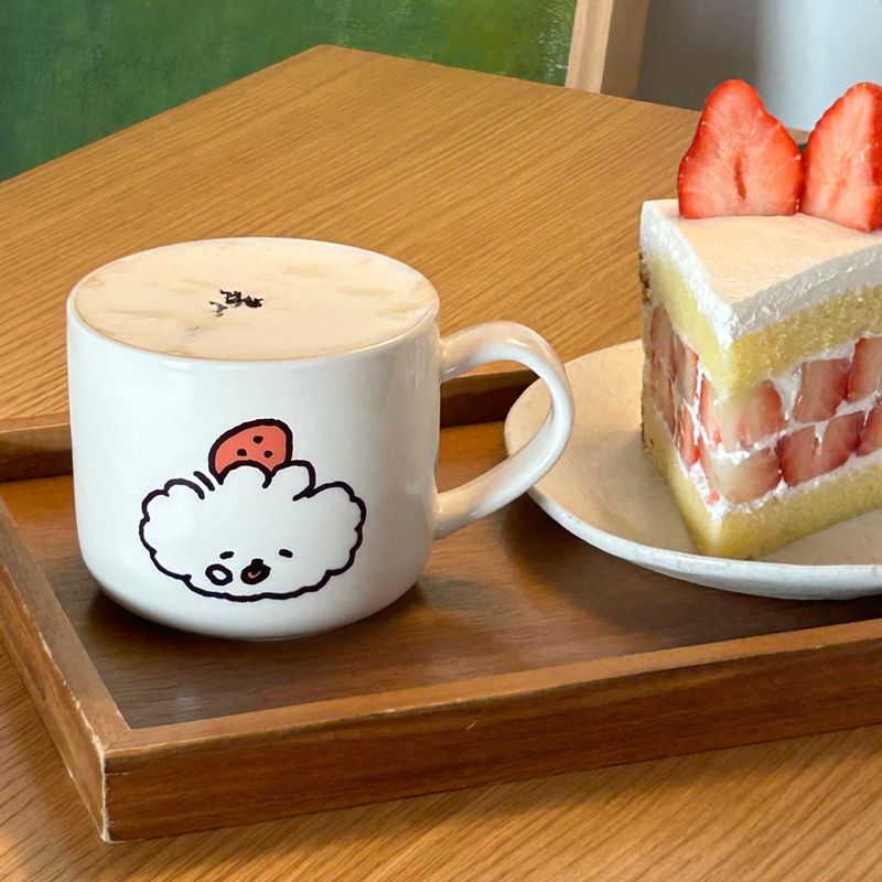 PERMS(パムズ)の「マグカップ┃ストロベリークリーム(スマホグッズ/小物)」