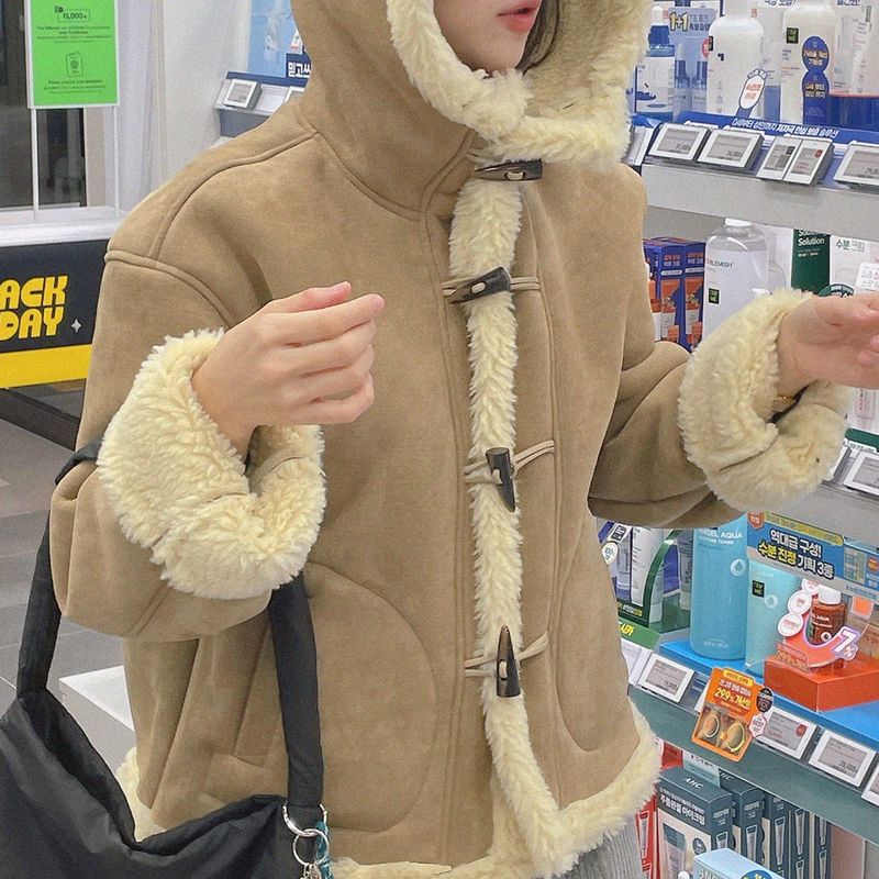 natural mind（ナチュラル マインド）の「Aden Bear Hood Mustang Jacket（Jackets/Outerwear）」