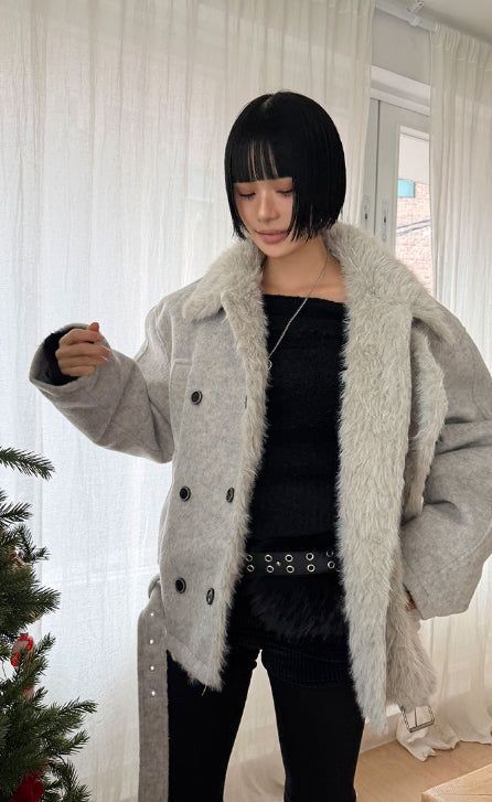 (WOOL) BOUCLE OFF-SHOULDER KNIT