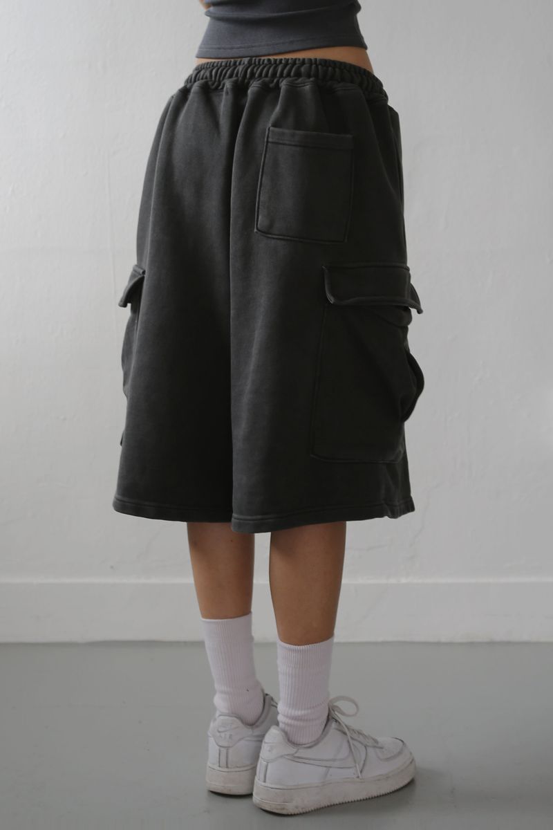 ASH PIGMENT BERMUDA PANTS