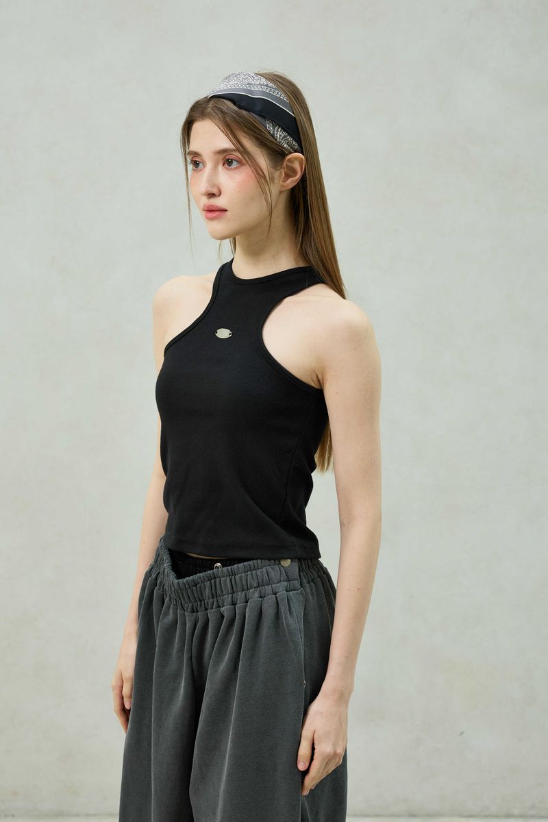 POPPY SLEEVELESS TOP / BLACK
