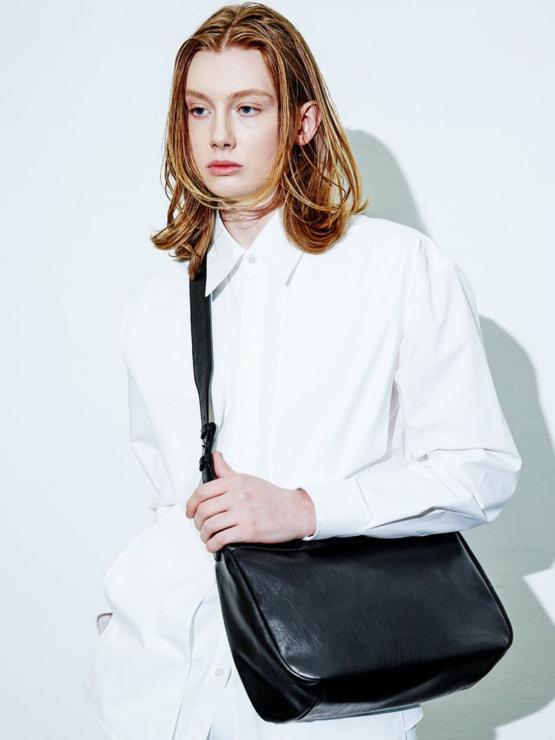 S SY(エスエスワイ)の「crinkle leather width cross bag black(Bags)」