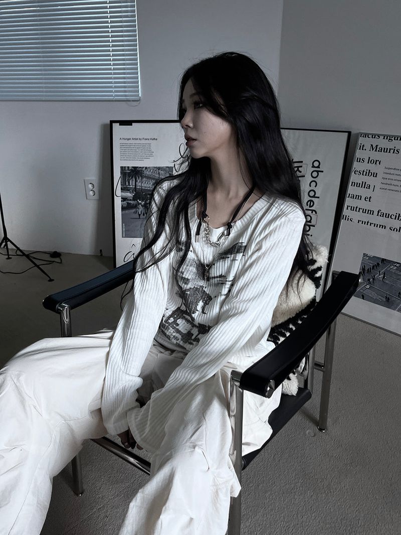 URBAN UNIQUE(アーバンユニーク)の「printed ribbed long sleeves (2color)(Tops)」