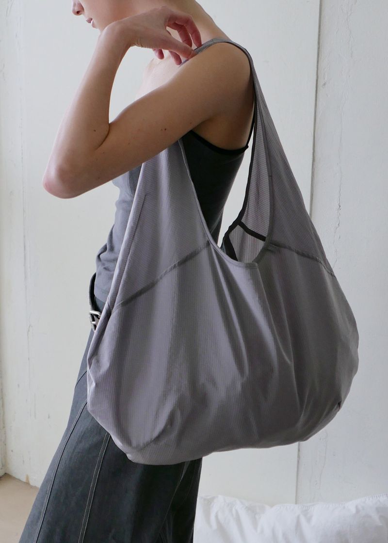 Airy Folding Hobo Bag_Pale Purple