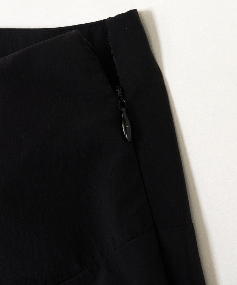 BALLOON MINI SKIRT BLACK