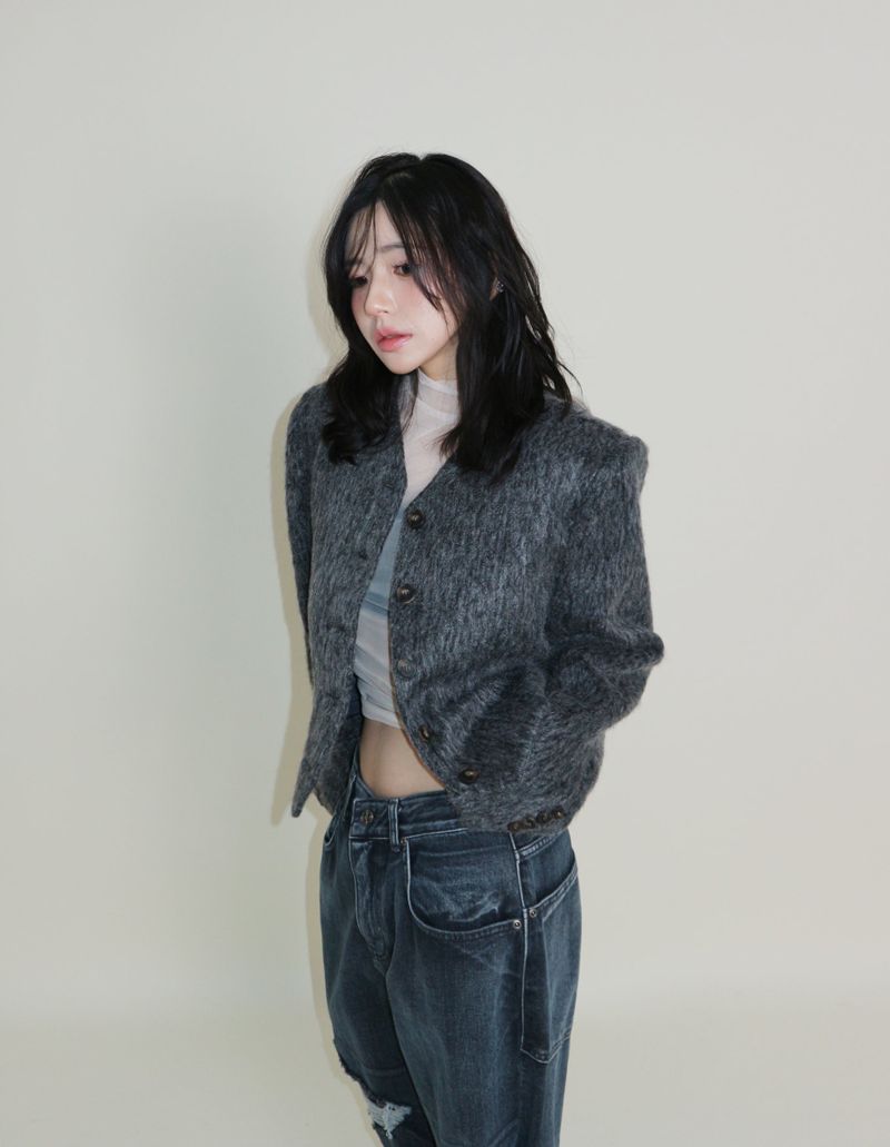 UZYOUNG（ユズヨン）の「Linda Brush Mohair Crop Long Sleeve Jacket（Jackets/Outerwear）」