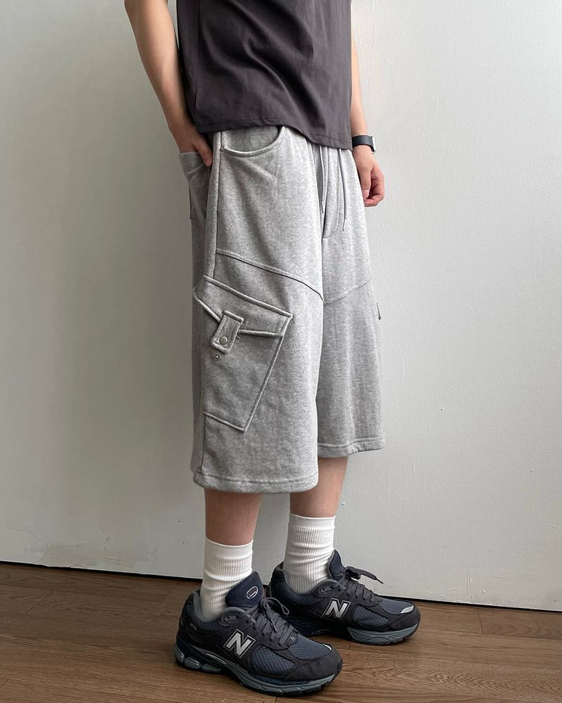IDF（アイディーエフ）の「Gear Cargo Bermuda Sweatpants（Pants）」