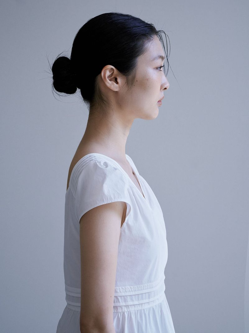PUFF PIN TUCK BLOUSE [ WHITE ]