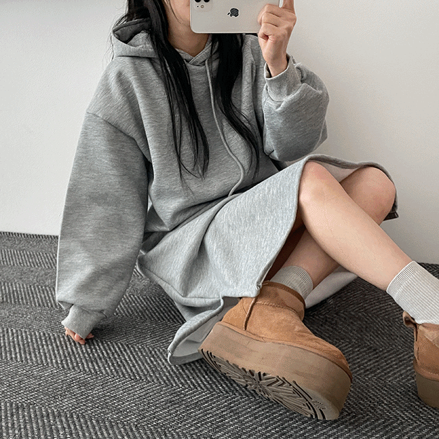 hijjoo（ハイチュー）の「Nappingropping Slit Hooded Dress（Dresses）」