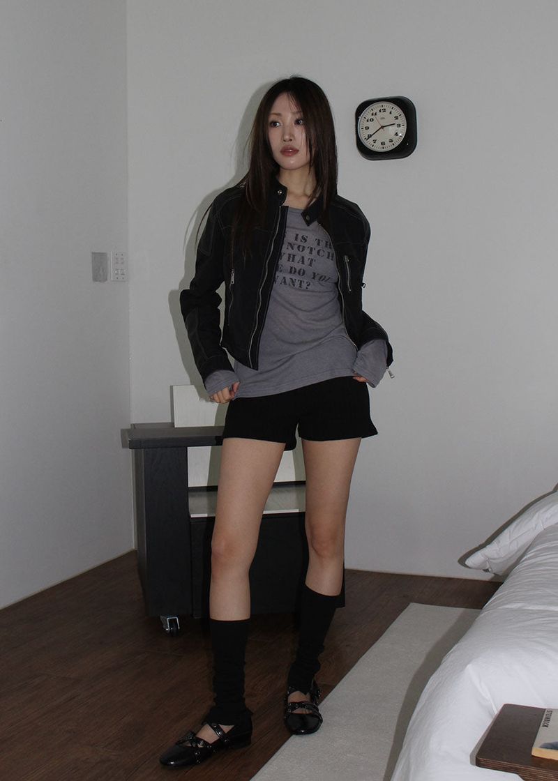 WANT LONG SLEEVE TEE