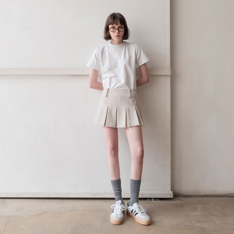 THEOHYOU（ザオユ）の「BASIC PLEATS SKIRT (BEIGE)（Skirts）」