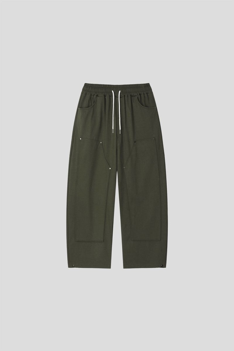 WET DOUBLE KNEE RIVET SWEAT PANTS