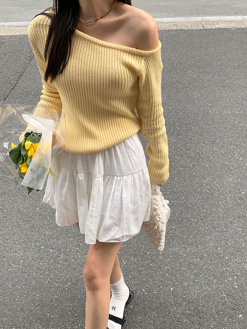 [MADE] STEN GOLZI UNBALANCED OFF-SHOULDER KNIT