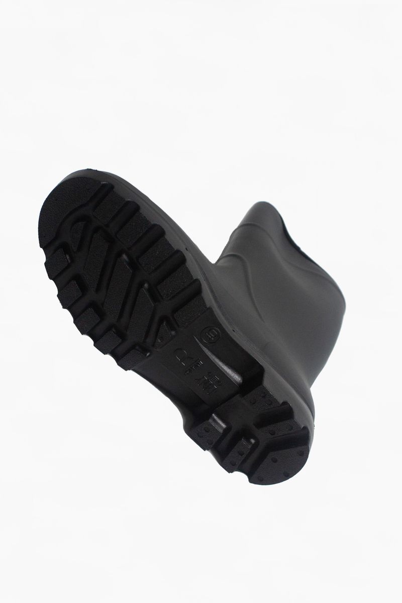 line rain boots