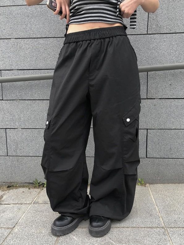 anyonemore（エニーワンモアー）の「ハリー ピンタック バンディング ダイアゴナル カーゴパンツ（パンツ）」