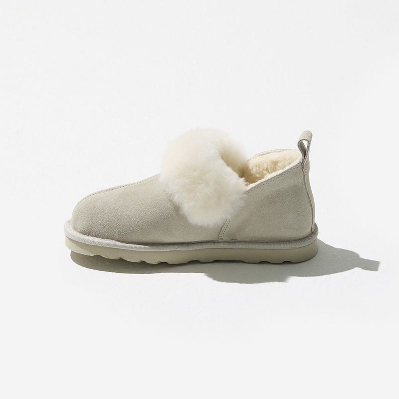 Toasty Fur Shoes - Beige