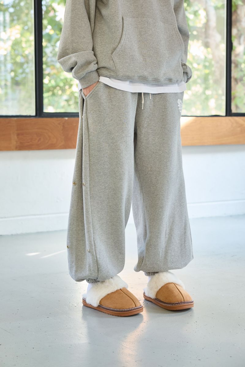 GOODLUCK HEART SNAP OFF SWEAT PANTS / MELANGE