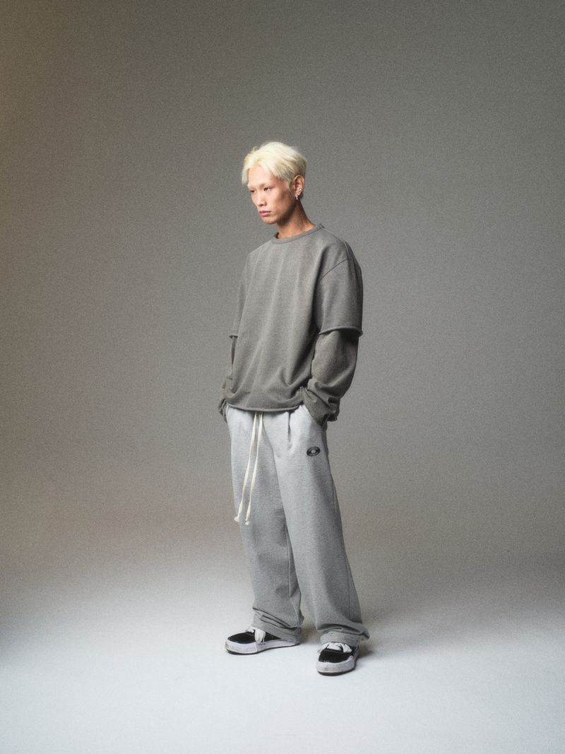 LONGSLEEVE T-SHIRTS