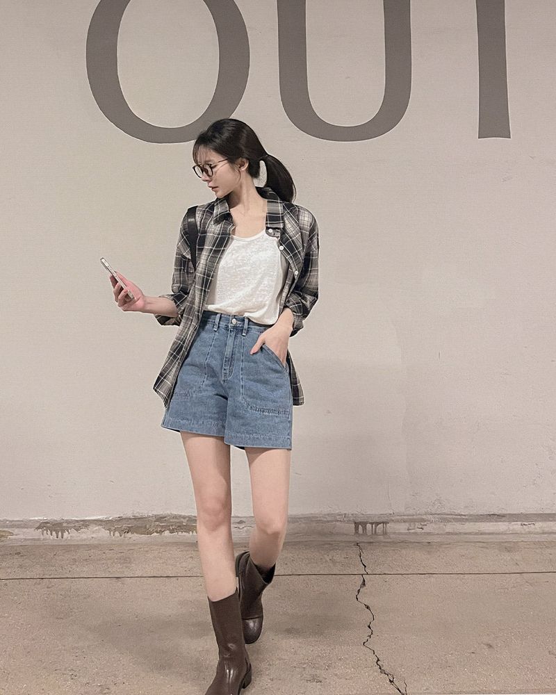 Pocken denim shorts