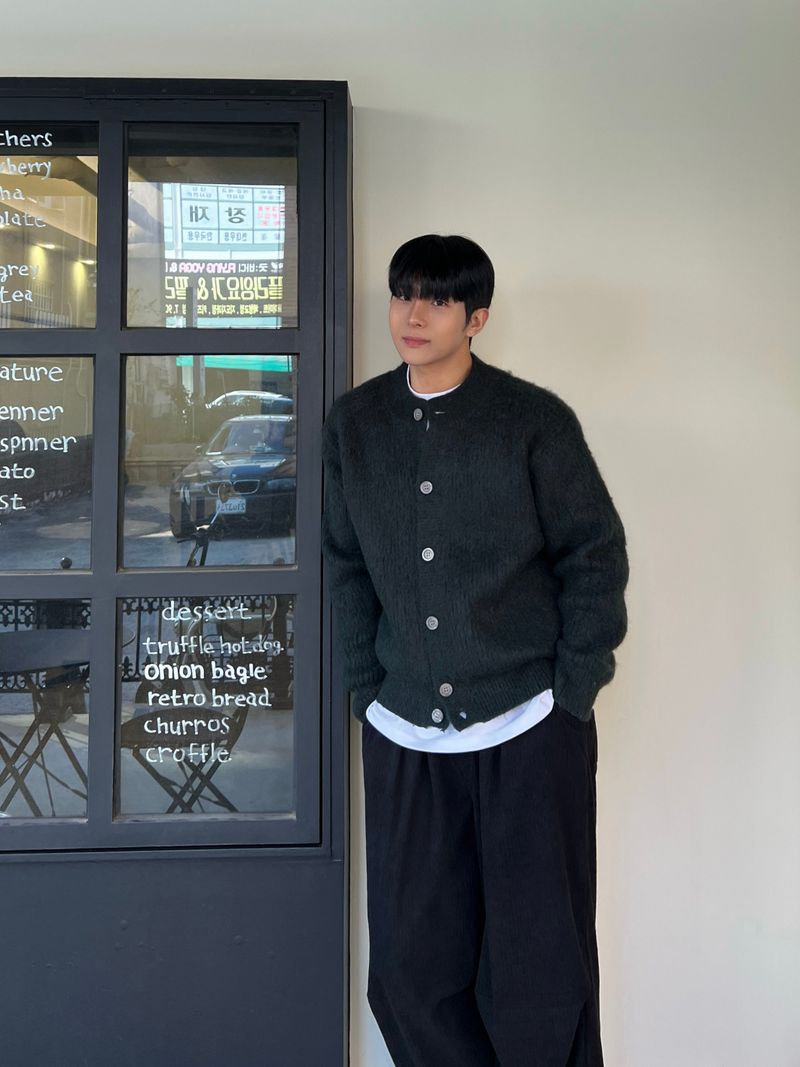 Brush wool cardigan