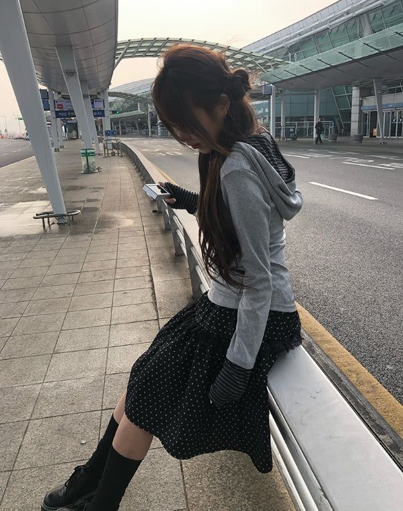 anyonemore（エニーワンモアー）の「Loseo Dot Lace Banding Midi Skirt（Skirts）」