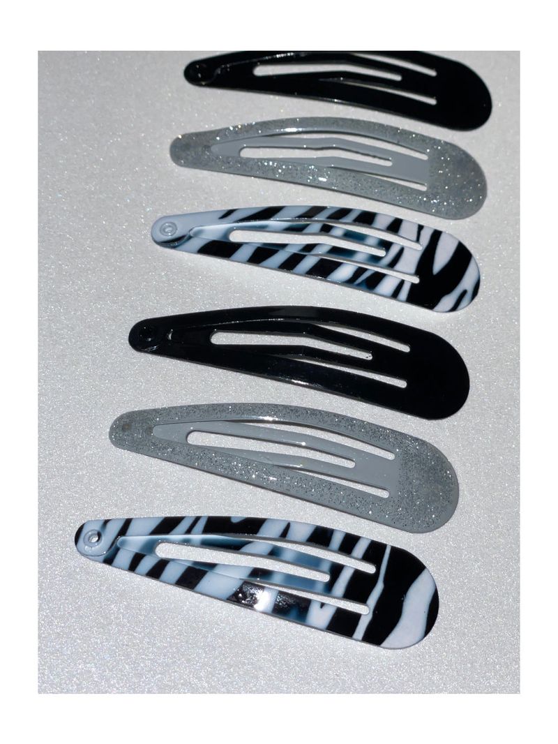 Y2K Zebra 3 Hairpin