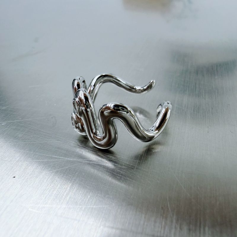 Waveform Symmetry Open Ring