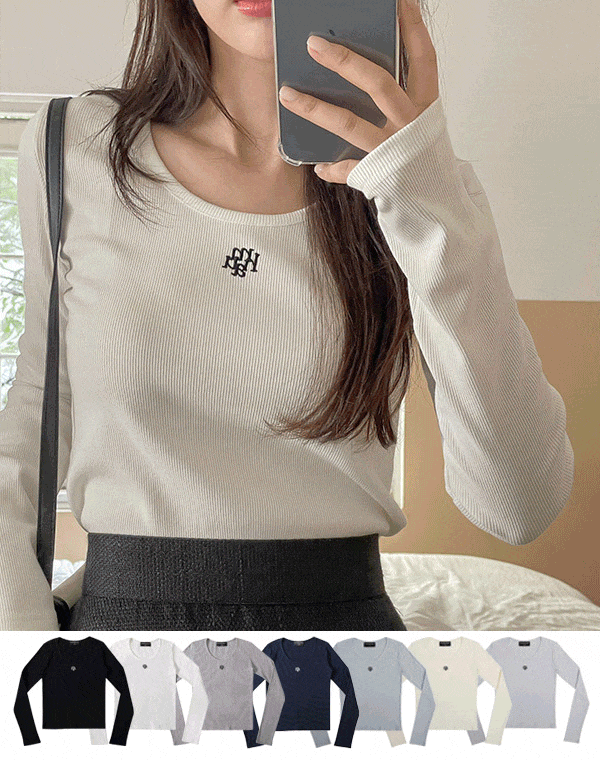 muahmuah（ムアムア）の「ステッチUネック長袖Tシャツ（トップス）」