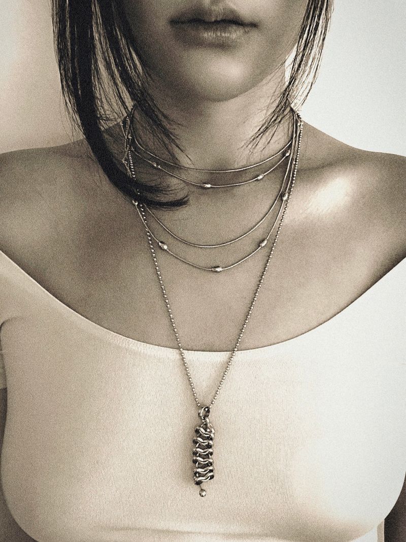 Liquid Bead Layer Necklace