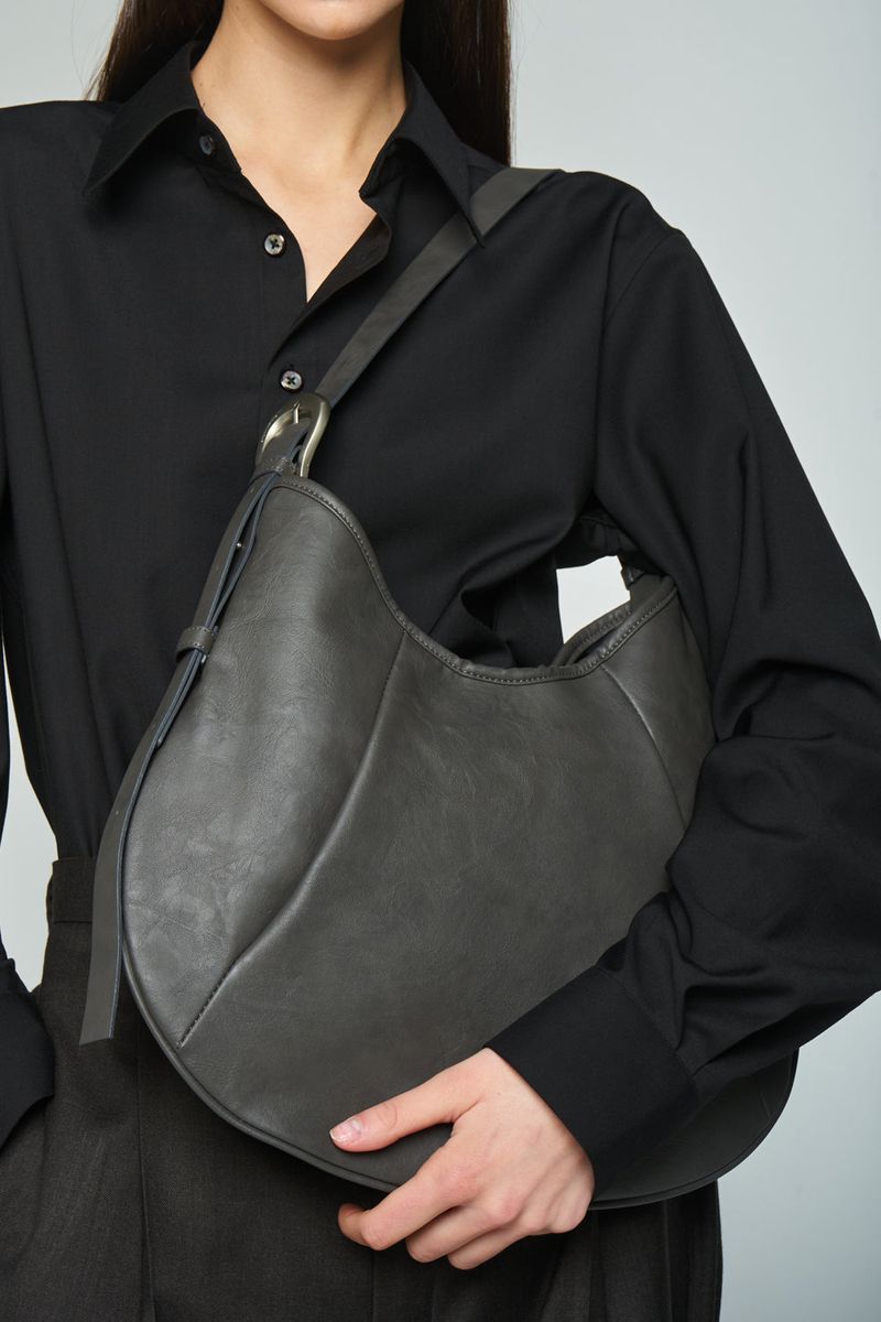 H-Buckle Soft Leather Dumpling Bag (gray)